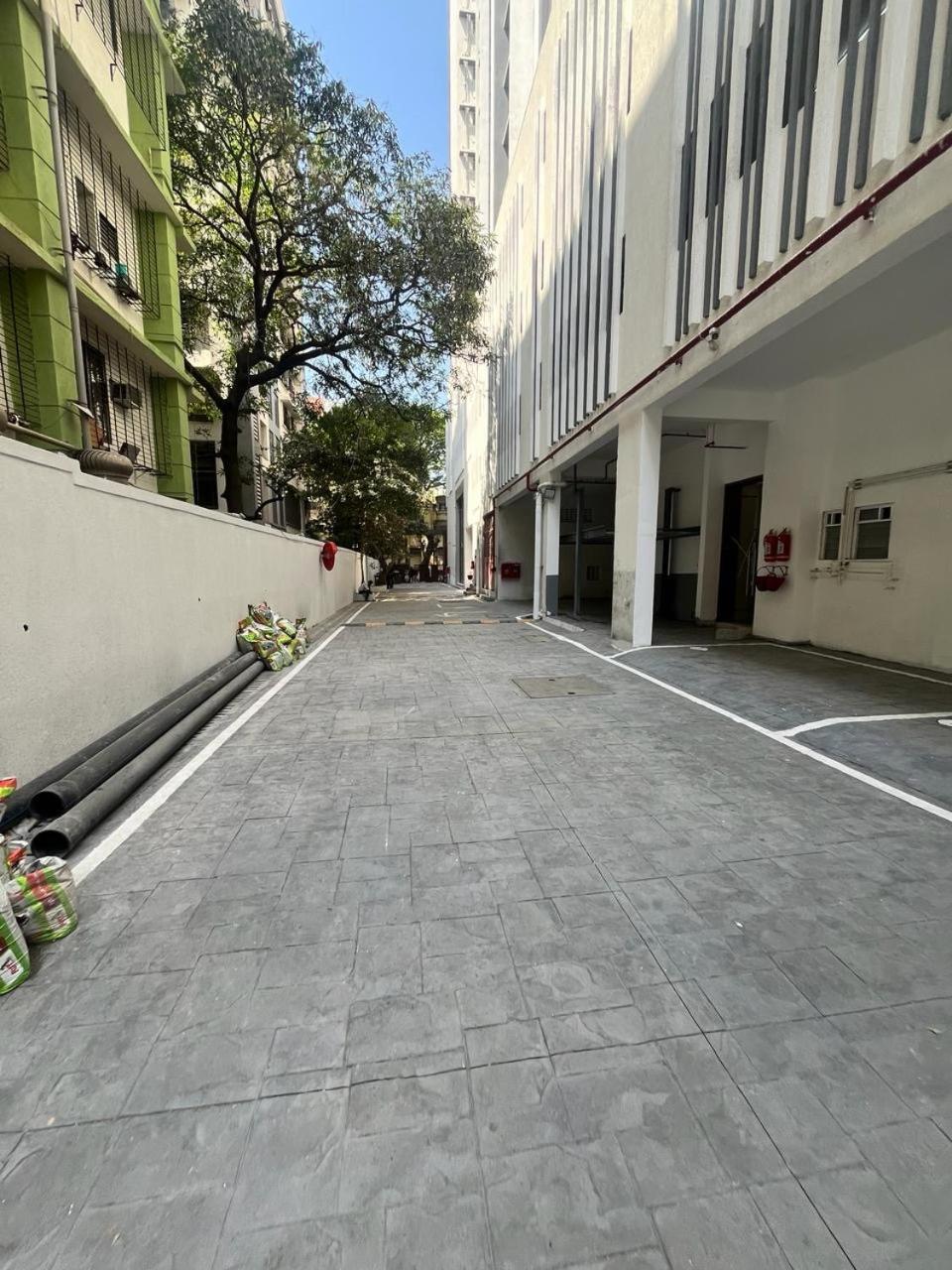 Hsquare Luxury Apartments Goregaon ムンバイ エクステリア 写真