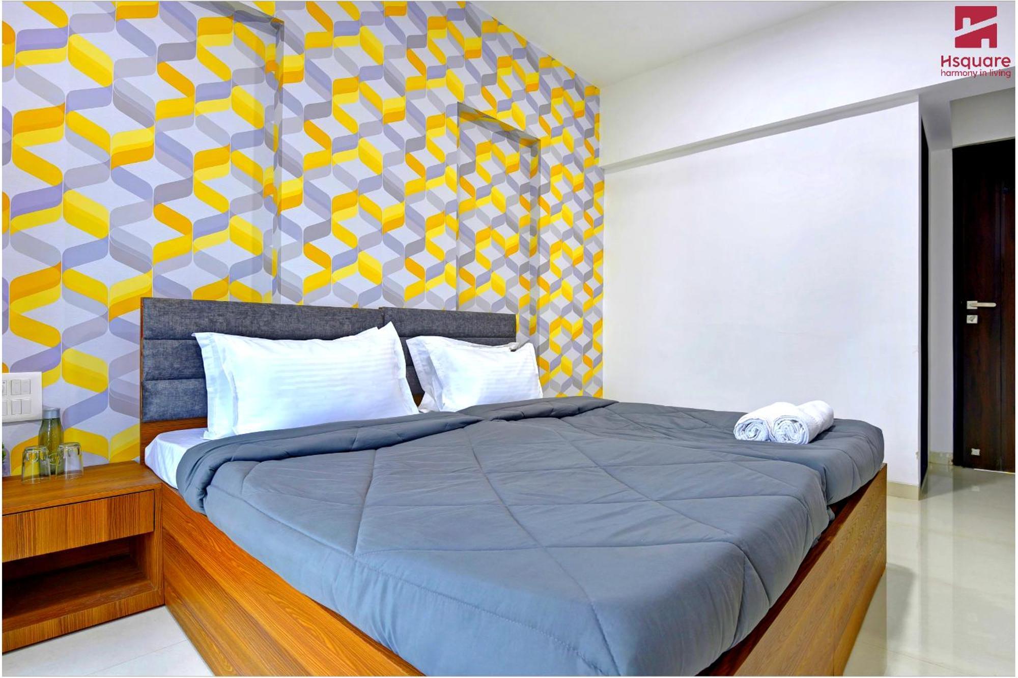 Hsquare Luxury Apartments Goregaon ムンバイ エクステリア 写真