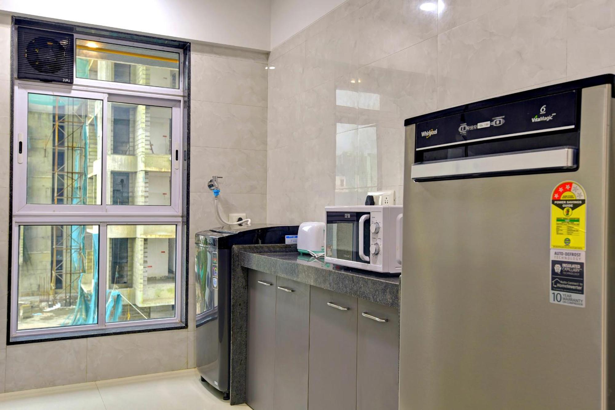 Hsquare Luxury Apartments Goregaon ムンバイ エクステリア 写真