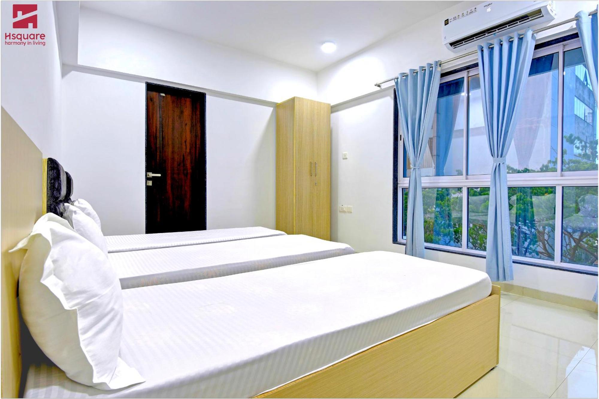 Hsquare Luxury Apartments Goregaon ムンバイ エクステリア 写真